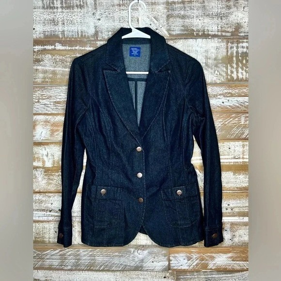 Jockey Jackets & Blazers - Women's long‎ sleeved Jockey Jean jacket S